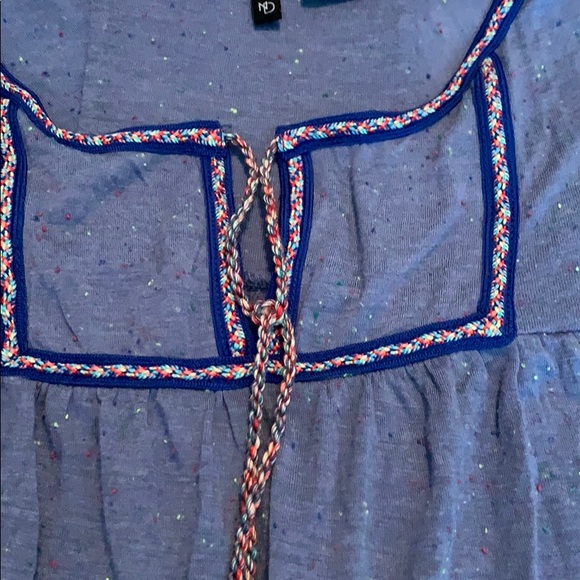 New Directions blue shirt. Size L - Picture 3 of 5